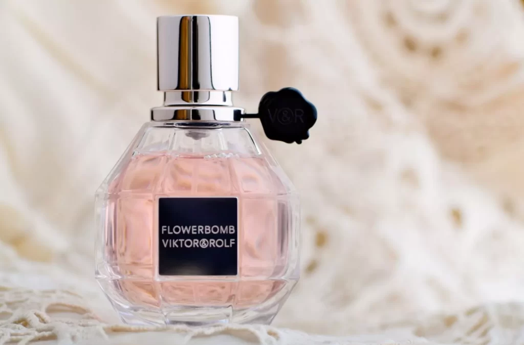 Flowerbomb perfume dossier.co