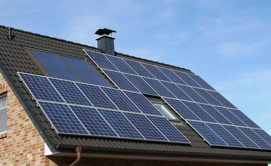 How Many Solar Panels Does a Standard House Need?